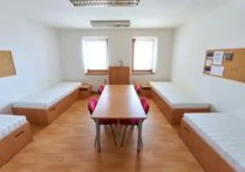Domov mládeže